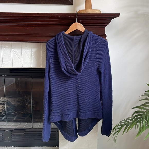 Ivivva by Lululemon To The Moon and Back Hooded Cardigan in Navy 14 (Girl) G5 - Picture 3 of 10